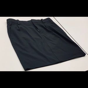 🚫SOLD🚫 GAP Stretch Black Skirt - Size: 0